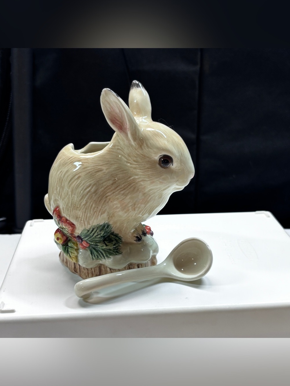 Fitz and Floyd Snowy Woods bunny rabbit sugar bowl - Picture 9 of 13